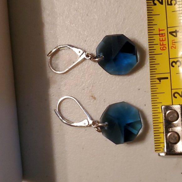 Avon Earrings and hairpins - Picture 3 of 5